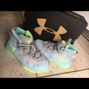 Under Armour overcast infinity GGS lighting